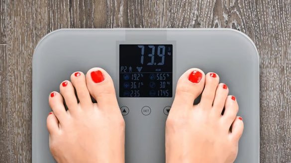 Black Friday odšpuntován: Alza má chytrou váhu se 65% slevou