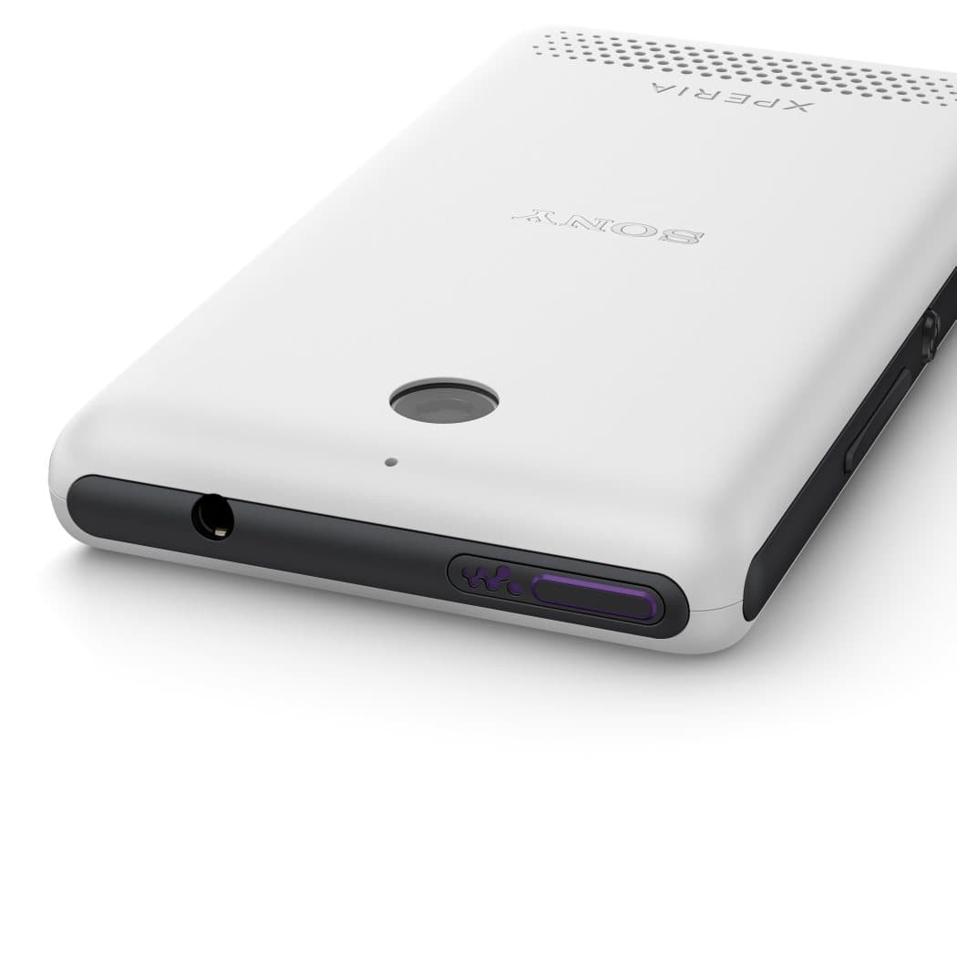 Xperia E1