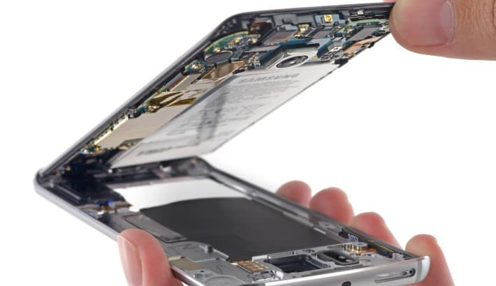 Galaxy-S6-Edge-Teardown-710x410