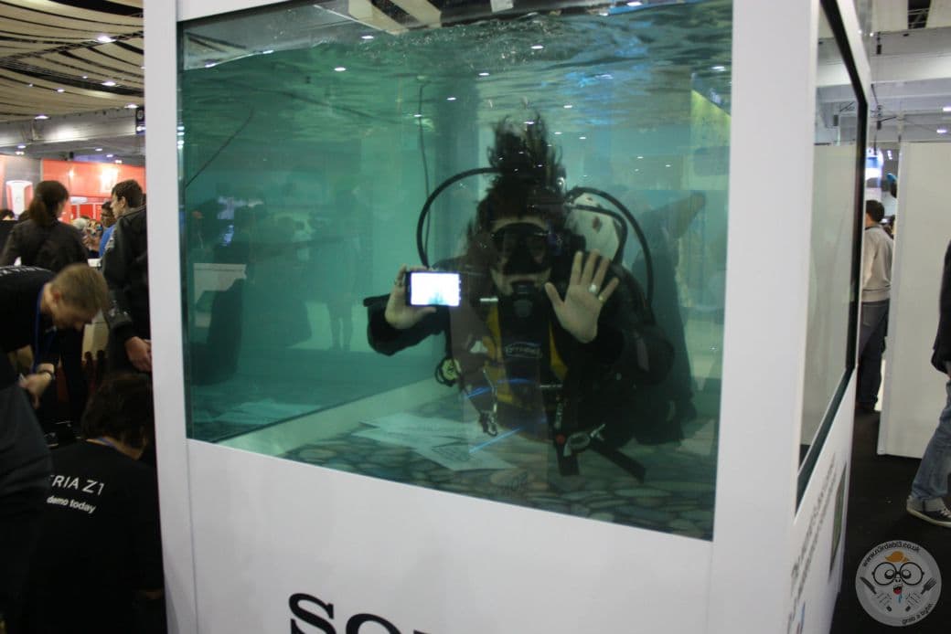 sony_under_water
