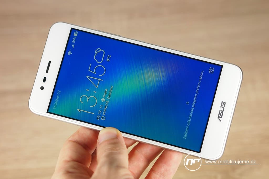 Asus Zenfone 3 Max recenze