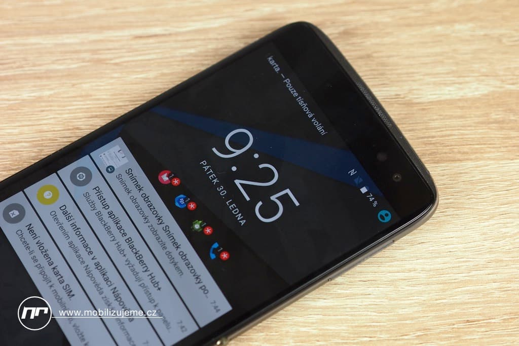 BlackBerry DTEK60 recenze