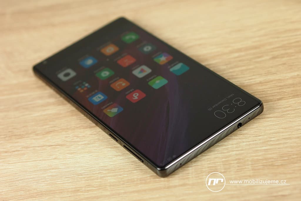 Xiaomi Mi Mix recenze