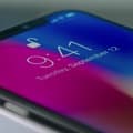 Displej z Galaxy S10 by mohl být použit i u nových iPhonů XI