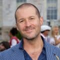 Apple po 27 letech opouští designér iPhonu nebo iPadu Jony Ive