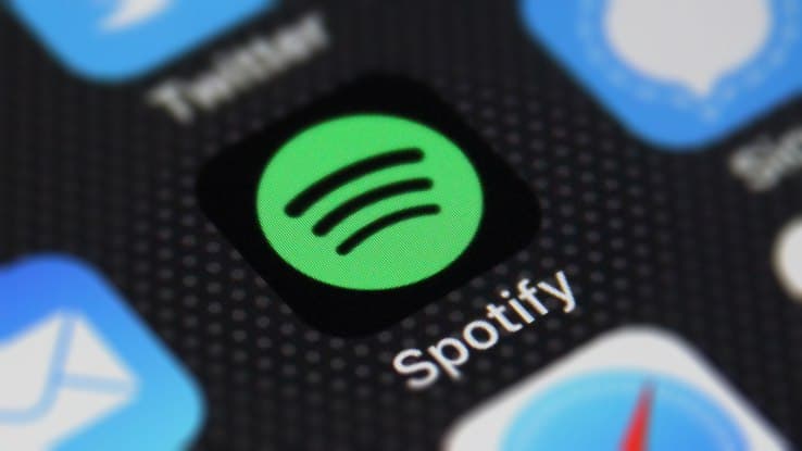 Spotify nepochopitelně ruší oblíbenou funkci. Zapláčou hlavně řidiči