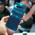 S chytrým obalem na Galaxy S10 nezaplatíte, vypíná totiž NFC