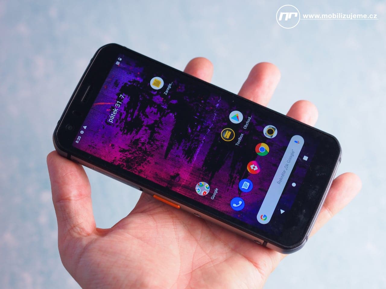CAT S62 Pro, displej