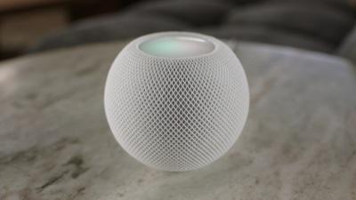 Apple má nový repráček pro všechny. HomePod Mini je oficiální