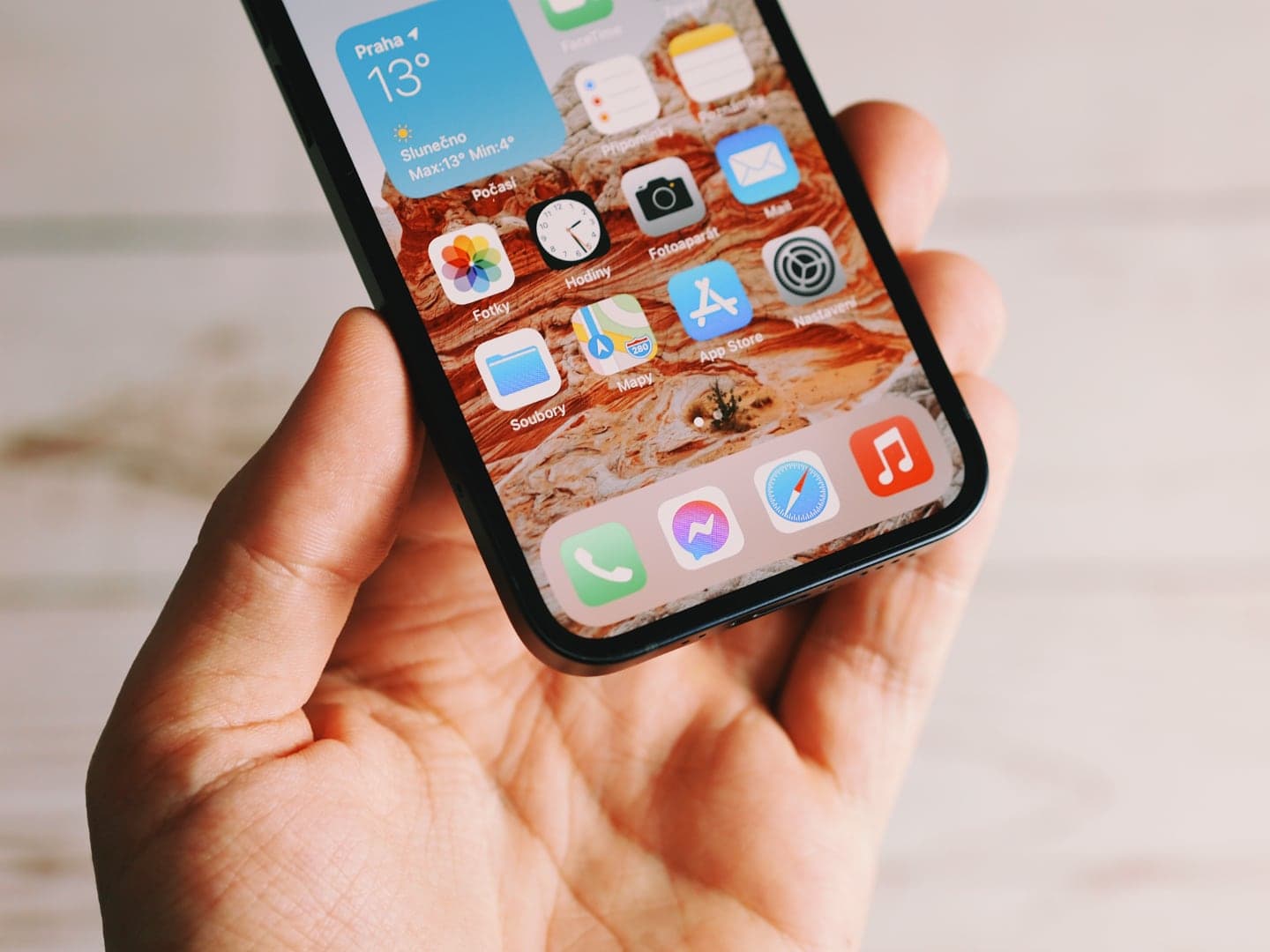 Apple iPhone 12 Mini, recenze