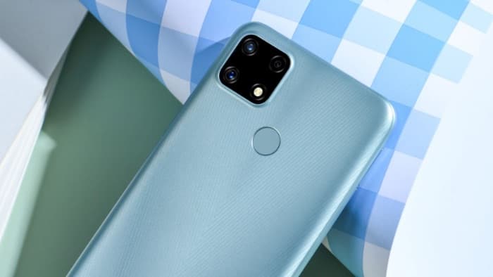 Realme 7i vstupuje na český trh. Stojí pár tisíc a vydrží klidně i 3 dny