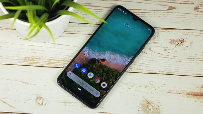 Konečně! Smartphone Xiaomi Mi A3 dostává funkční Android 11