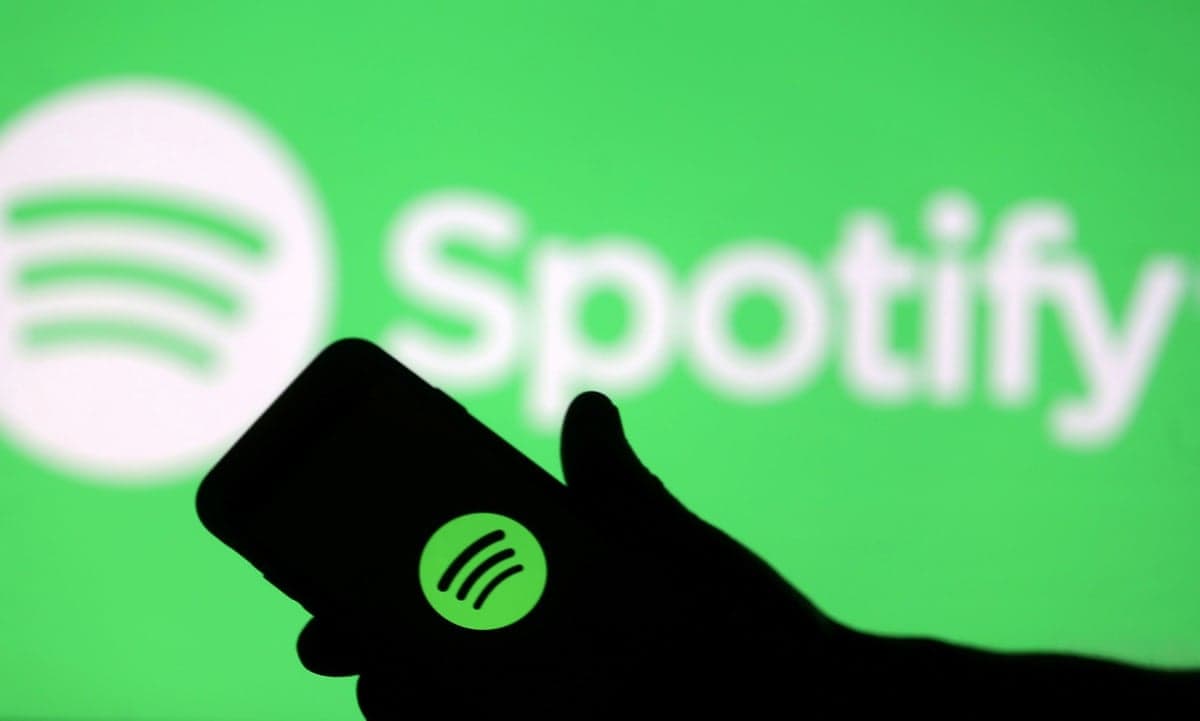 Spotify si předplácí více než 220 milionů uživatelů, přesto má firma finanční problémy