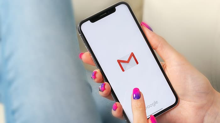 Gmail na iPhonu raději smažte, pokud vám záleží na soukromí