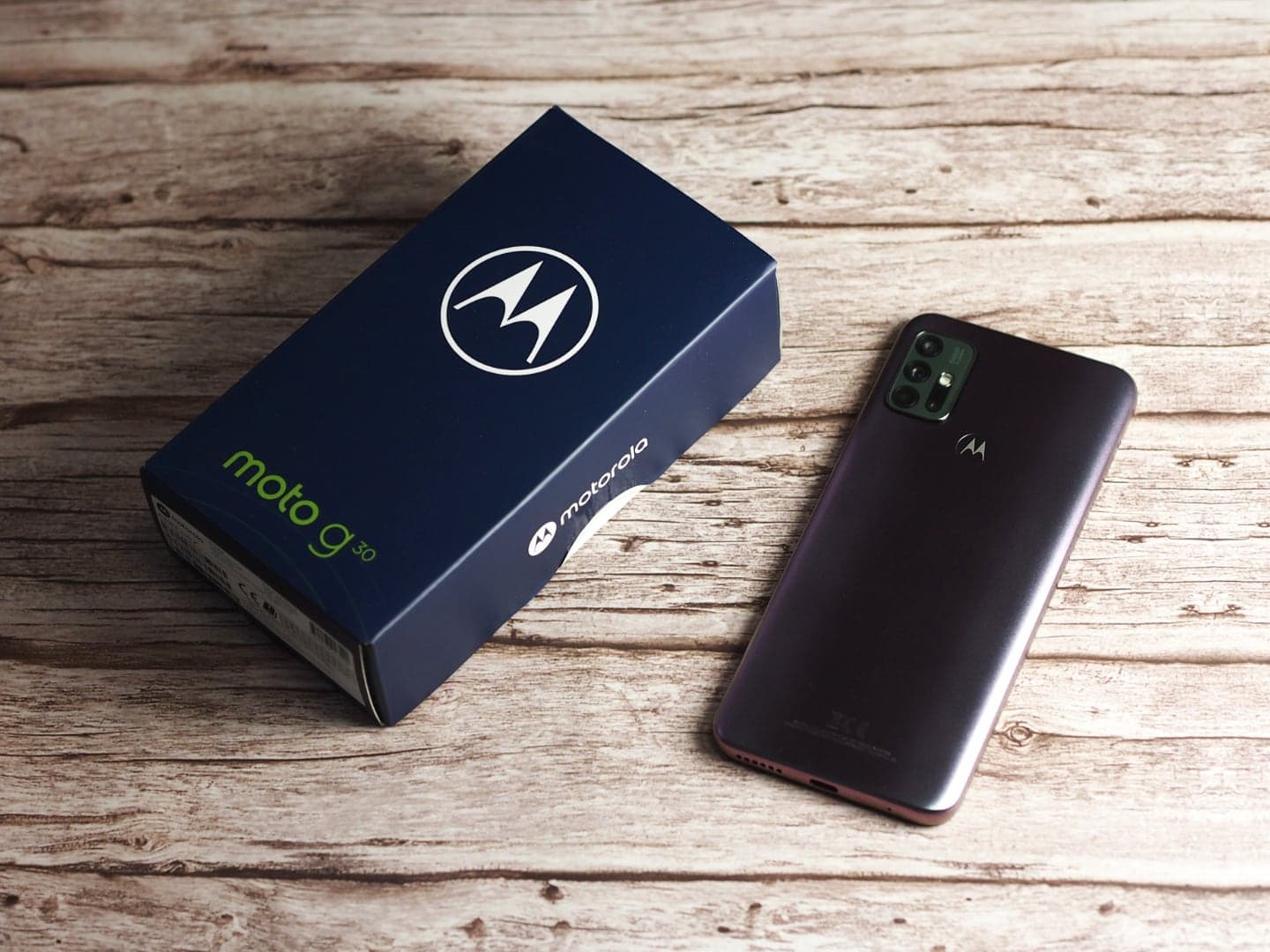 Motorola Moto G30, recenze