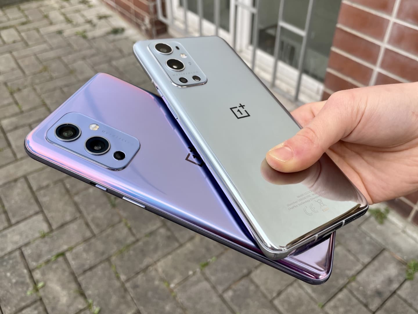 OnePlus 9 & 9 Pro