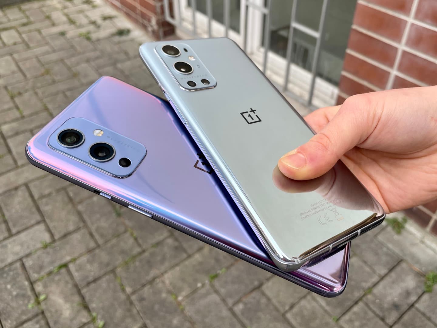 OnePlus 9 & 9 Pro