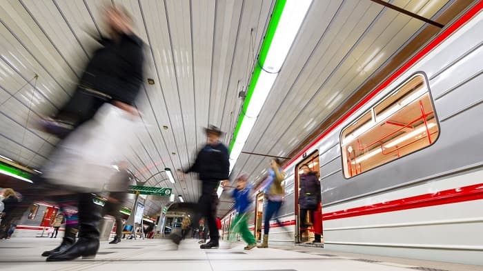 Operátoři rozšiřují 4G i 5G signál v metru. Nově přibyly další tři stanice