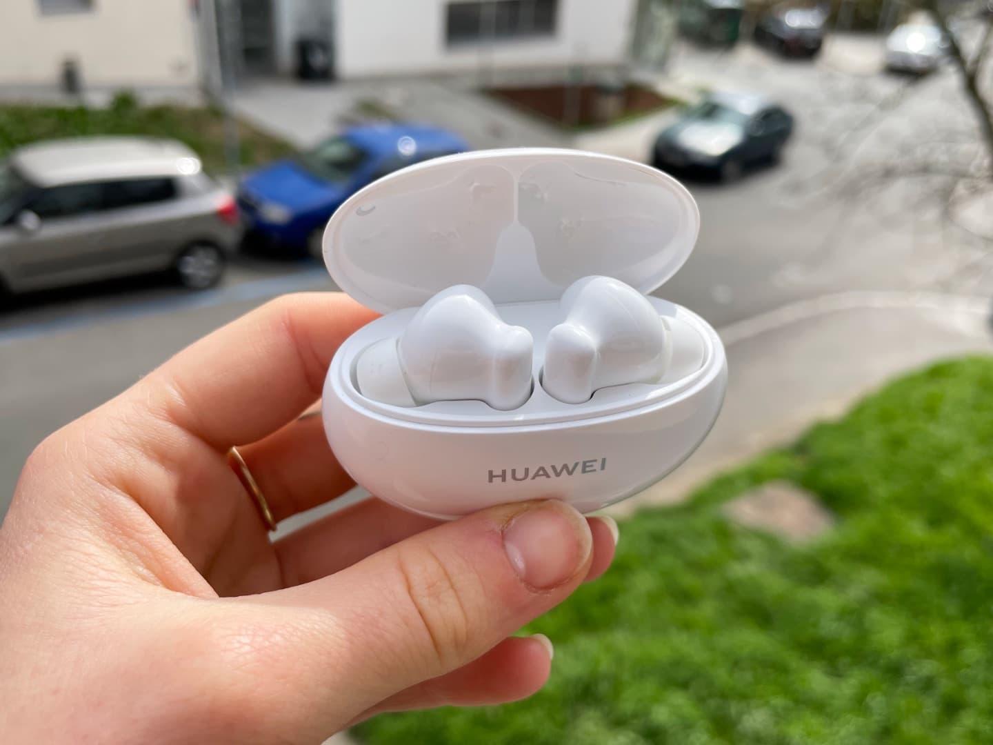 Huawei FreeBuds 4i, recenze