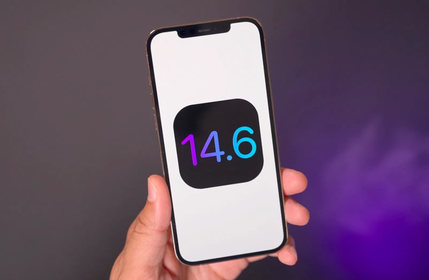 iOS 14.6 je venku! Přidává placené podcasty a odemykání hlasem