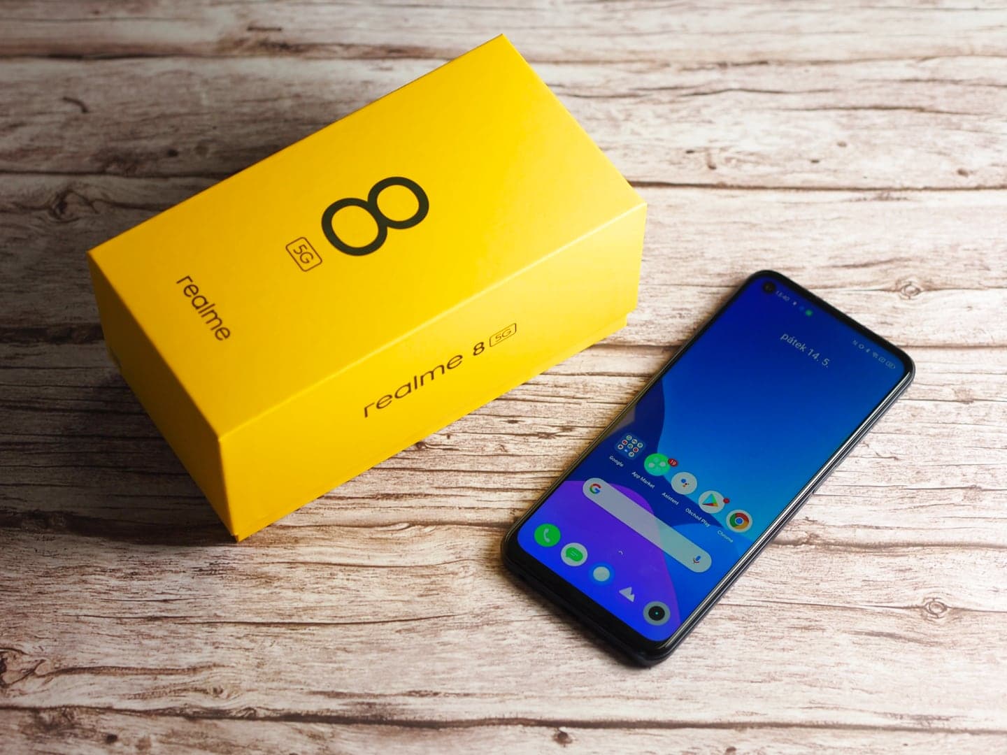 Realme 8 5G, recenze