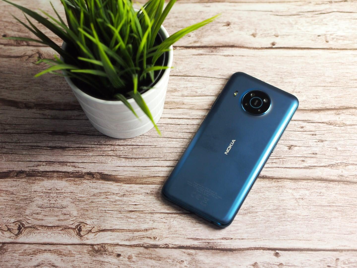 Nokia X20, recenze