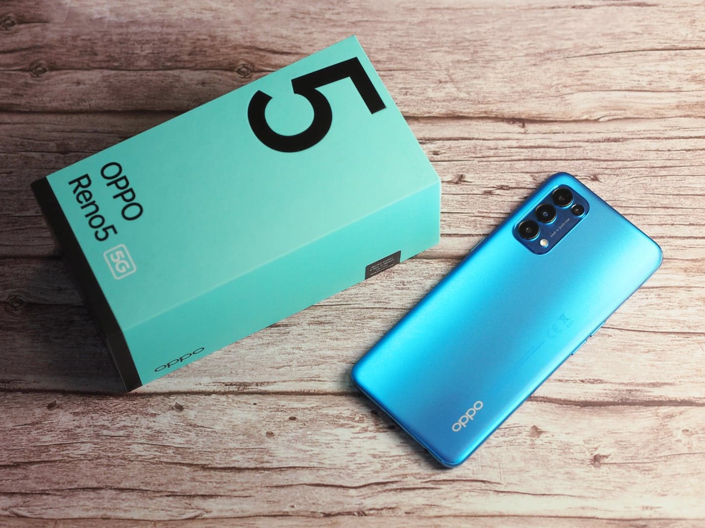 Recenze Oppo Reno 5 5G – Raketový vstup na český trh se nekoná