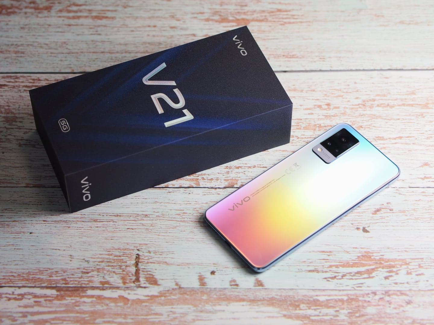 Recenze Vivo V21 5G – Mistr v oblasti selfíček