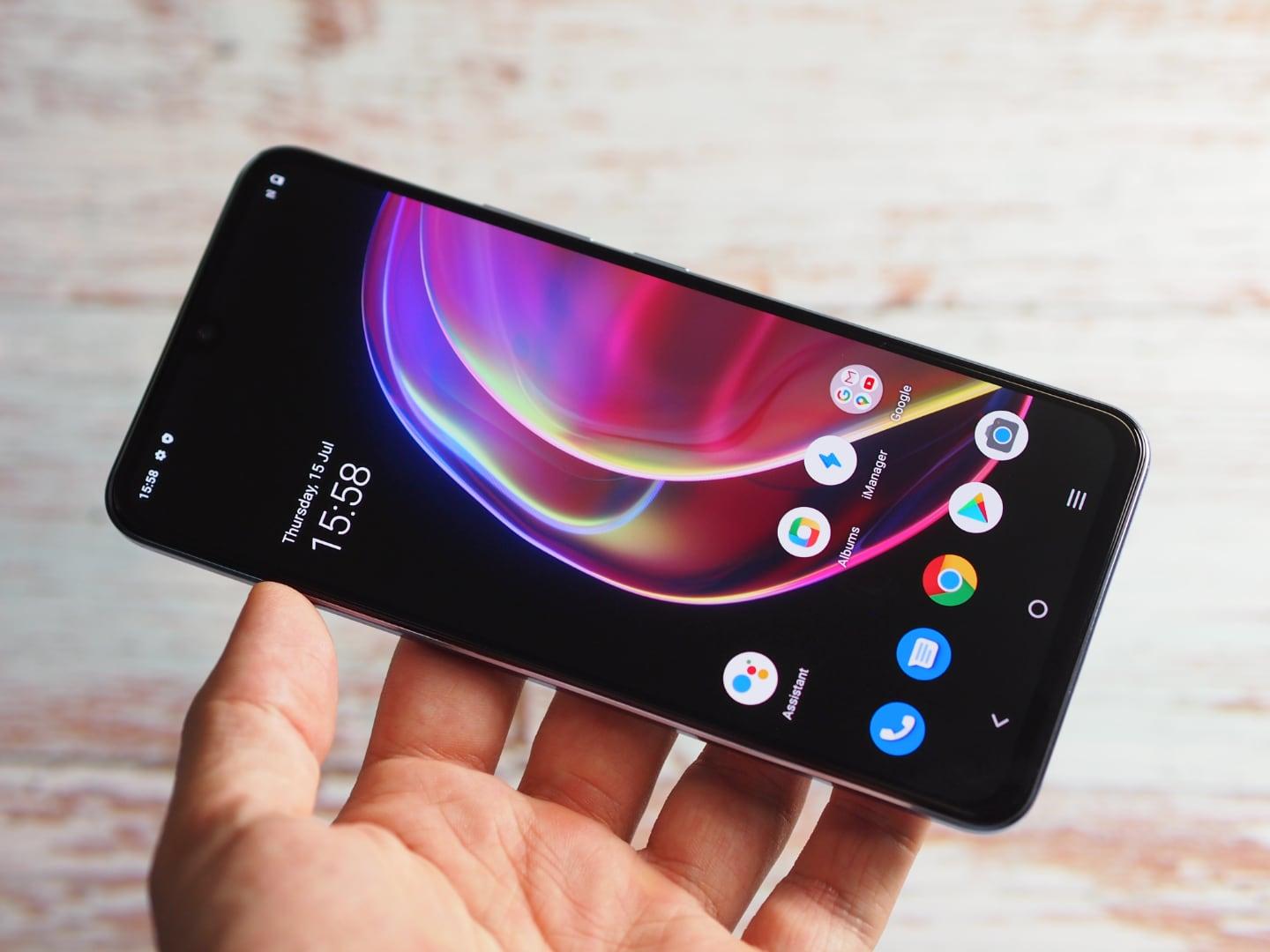 Vivo V21 5G, recenze