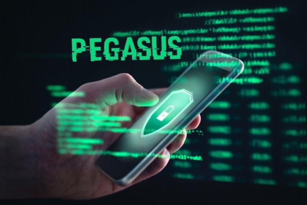 Nebezpečný spyware Pegasus špehoval členy vlády. Na koho si útočníci posvítili?