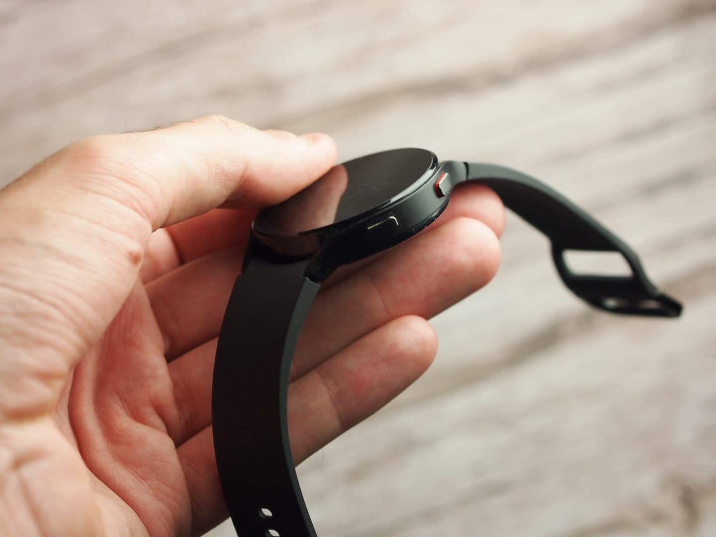 Samsung Galaxy Watch 4, recenze