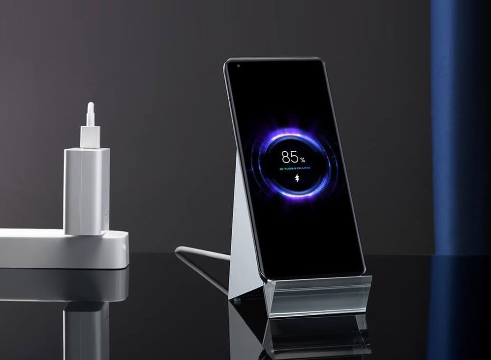 Xiaomi bezdrátová nabíječka 80 W