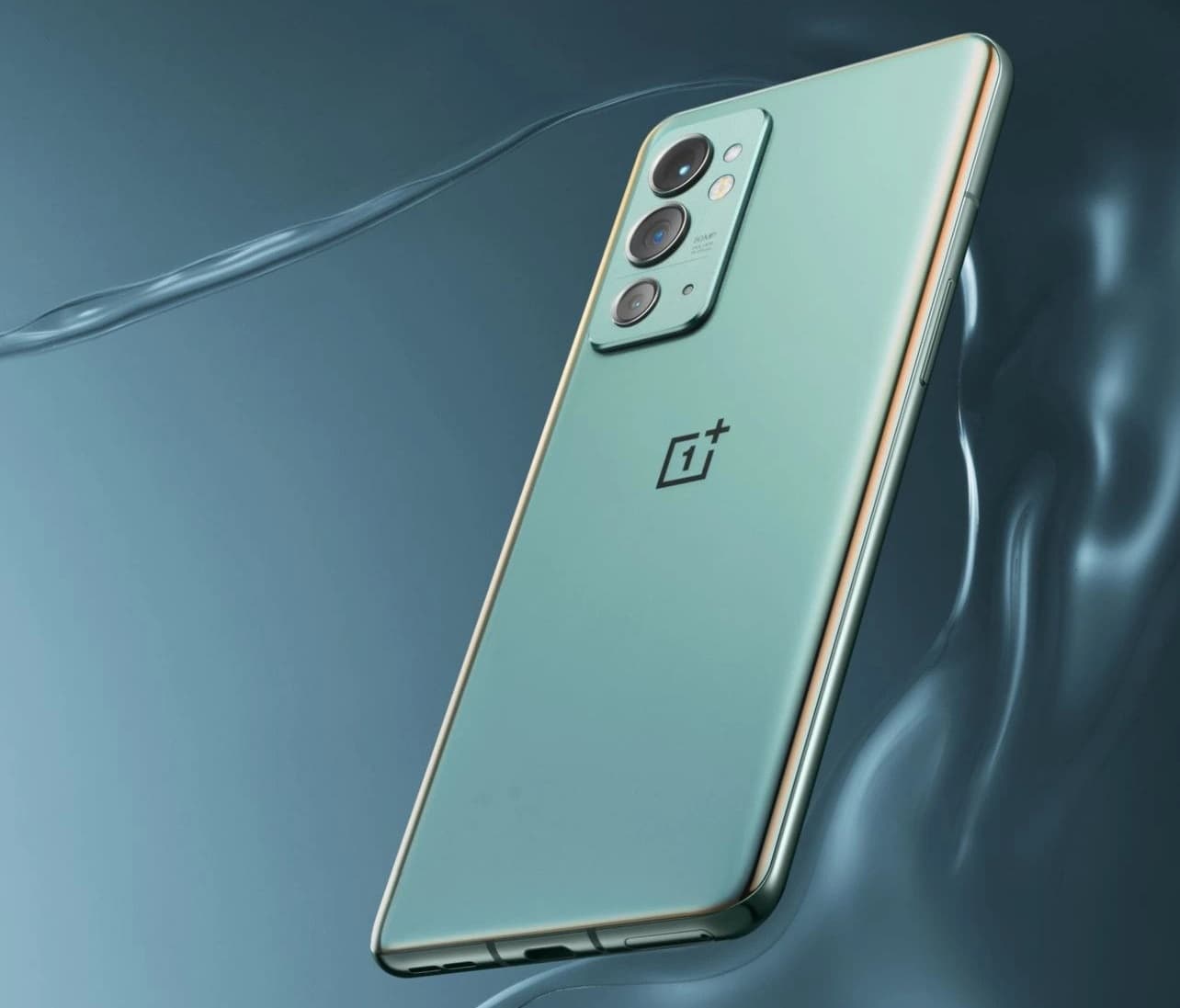 OnePlus 9RT je oficiálně venku! Má brutálně rychlý displej a zajímavou cenu i chlazení