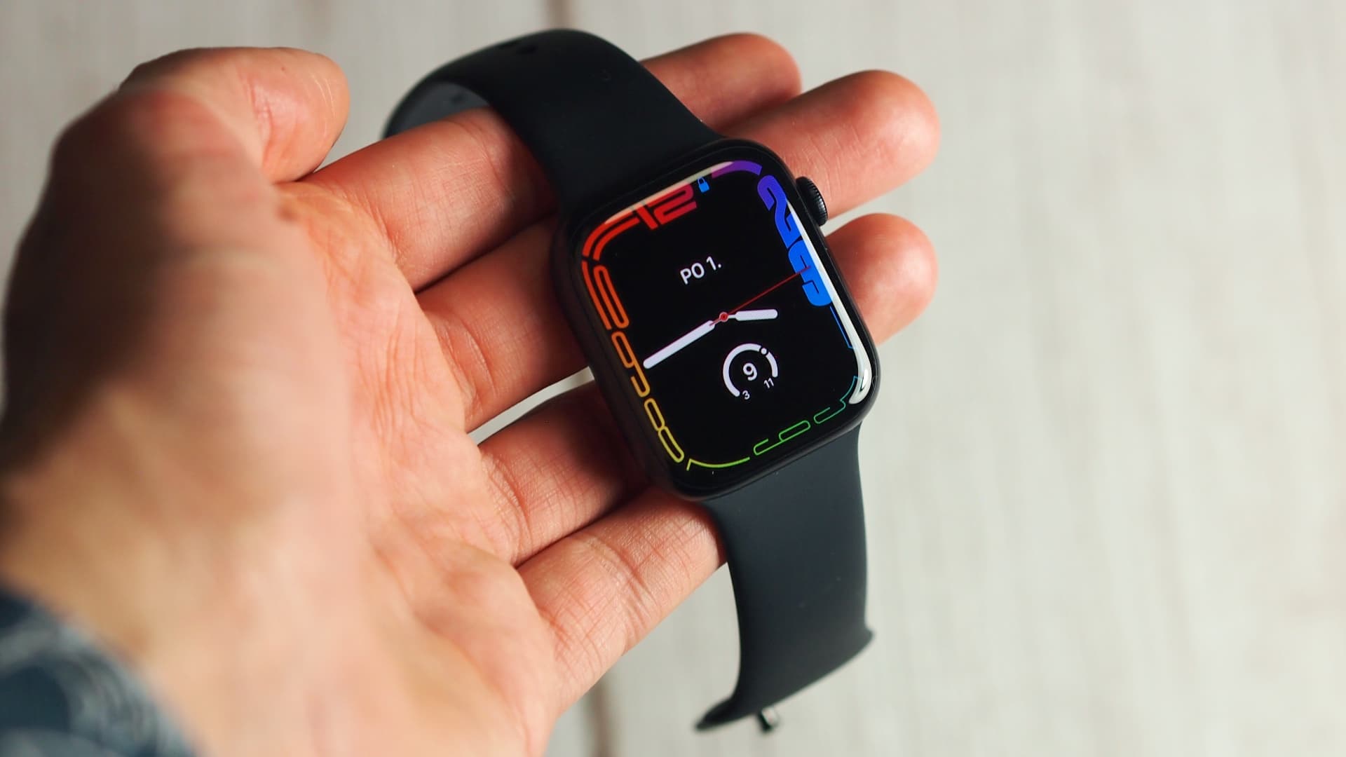 Apple Watch Series 7, recenze