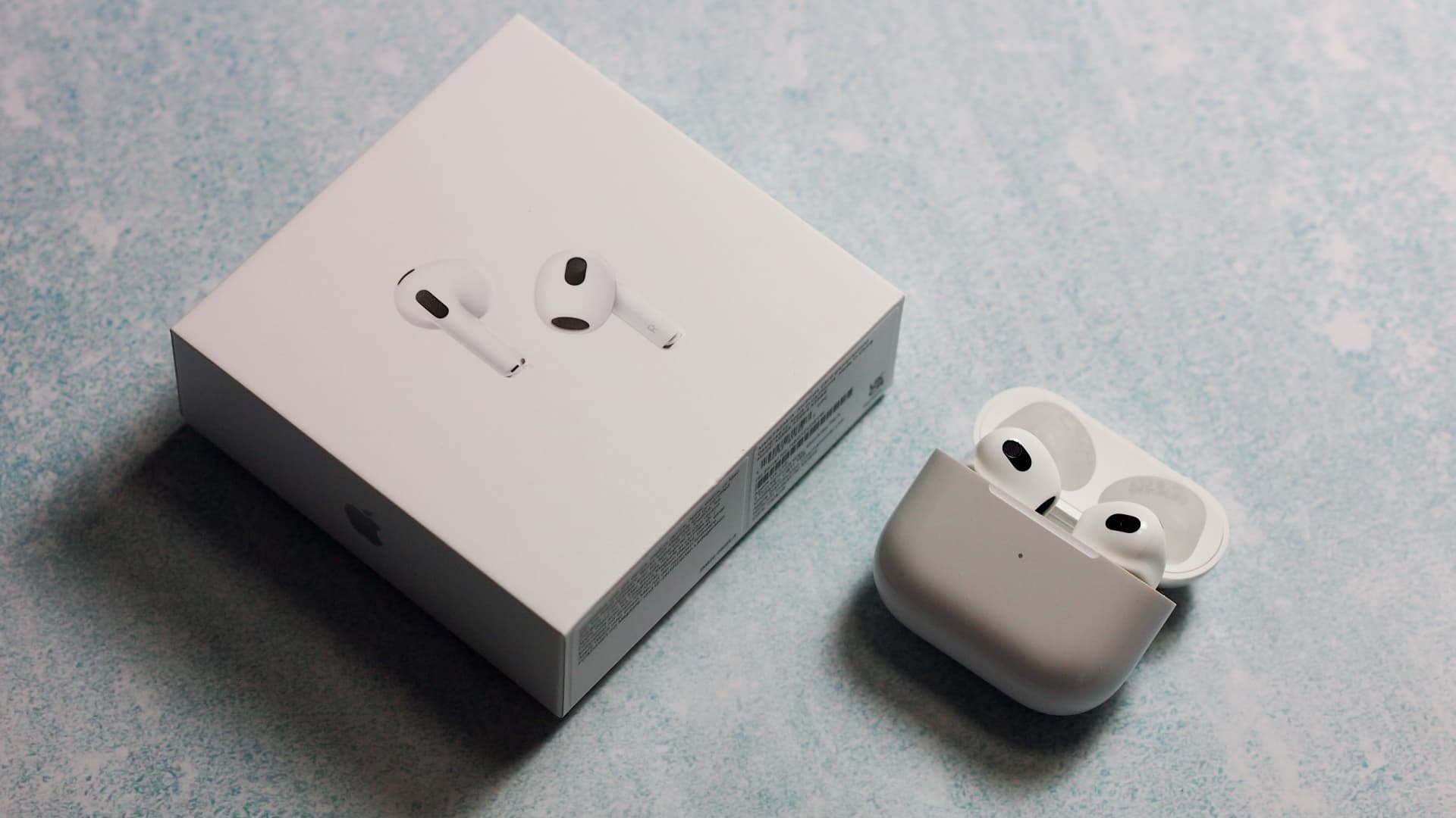 Apple AirPods 3, recenze