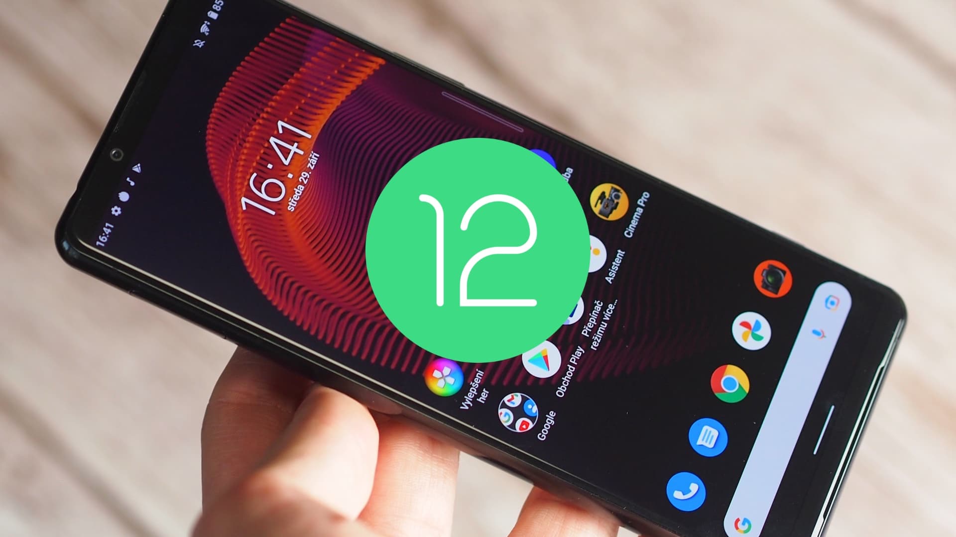 Sony se přidává k Androidu 12, posílá ho na Xperii 1 III a Xperii 5 III