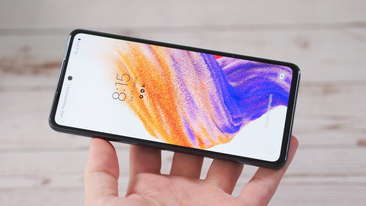Samsung Galaxy A53 recenze