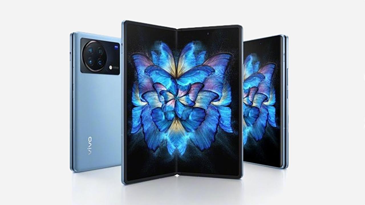 Vivo X Fold oficiálně! Futuristická skládačka, která vám prostě nedá spát