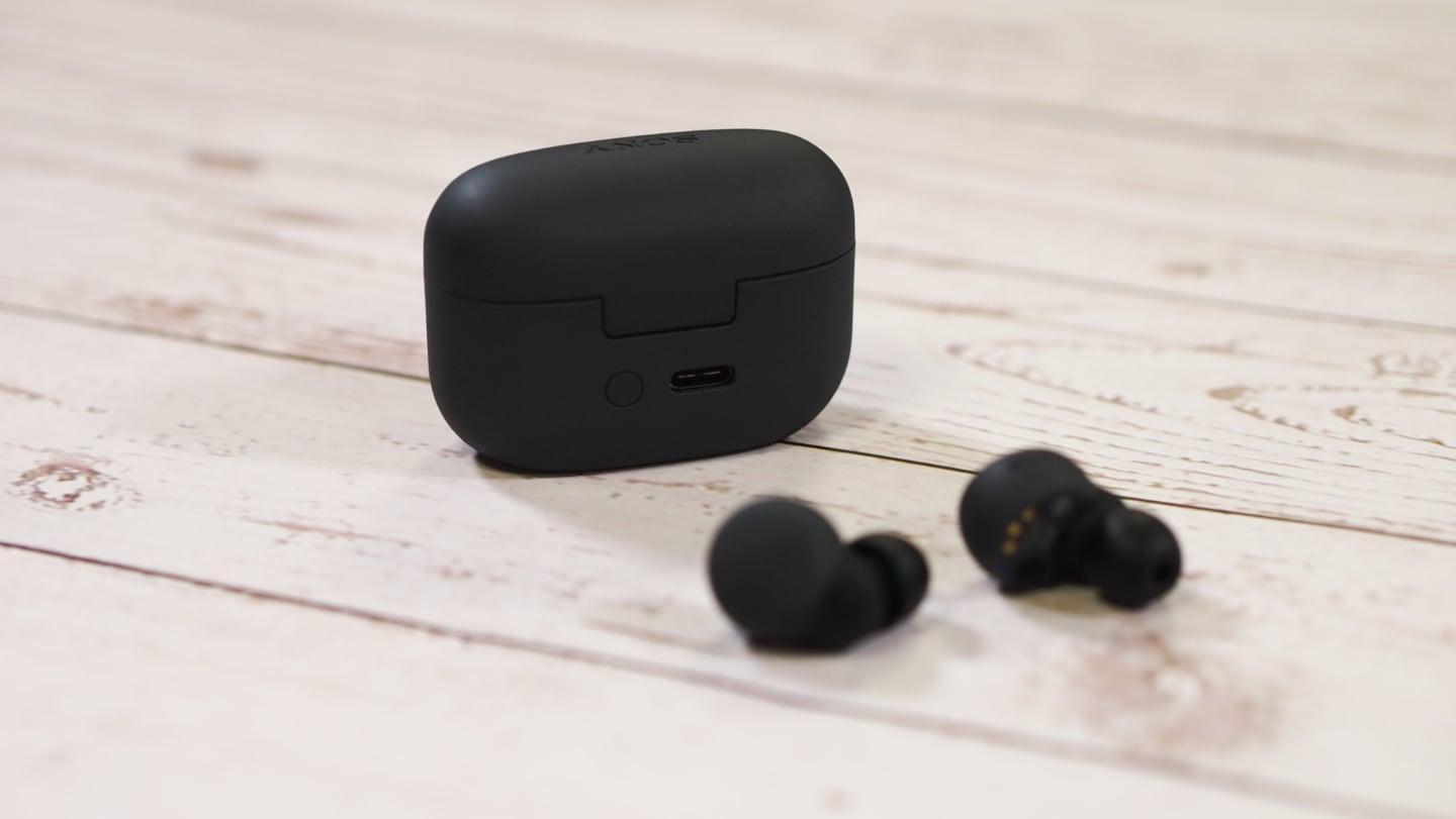 Sony LinkBuds S pouzdro a sluchátka recenze