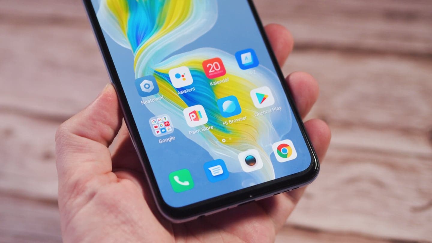 Tecno Camon 18 recenze