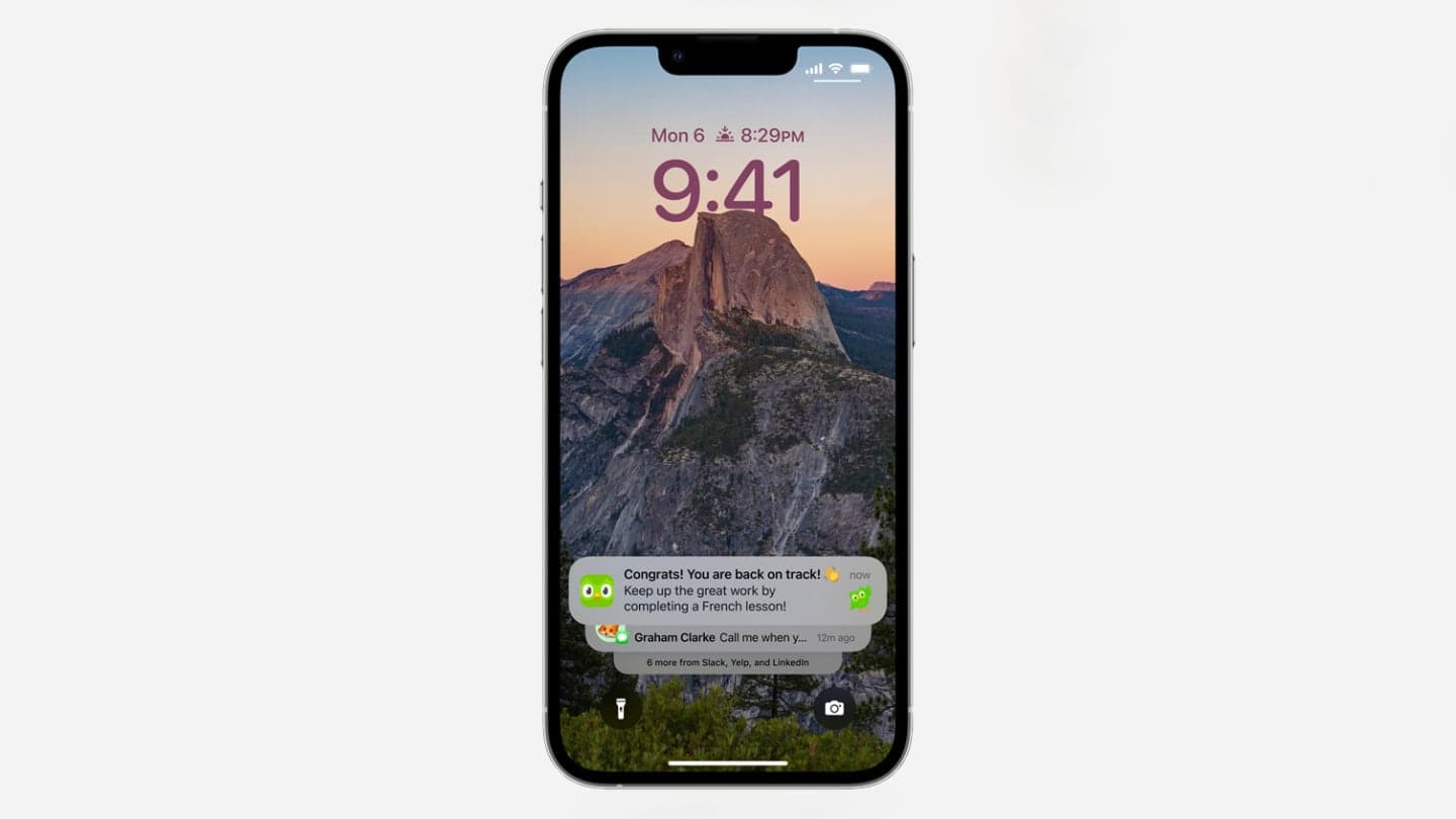 iOS 16 a notifikace umístěné nově ve spodní části obrazovky