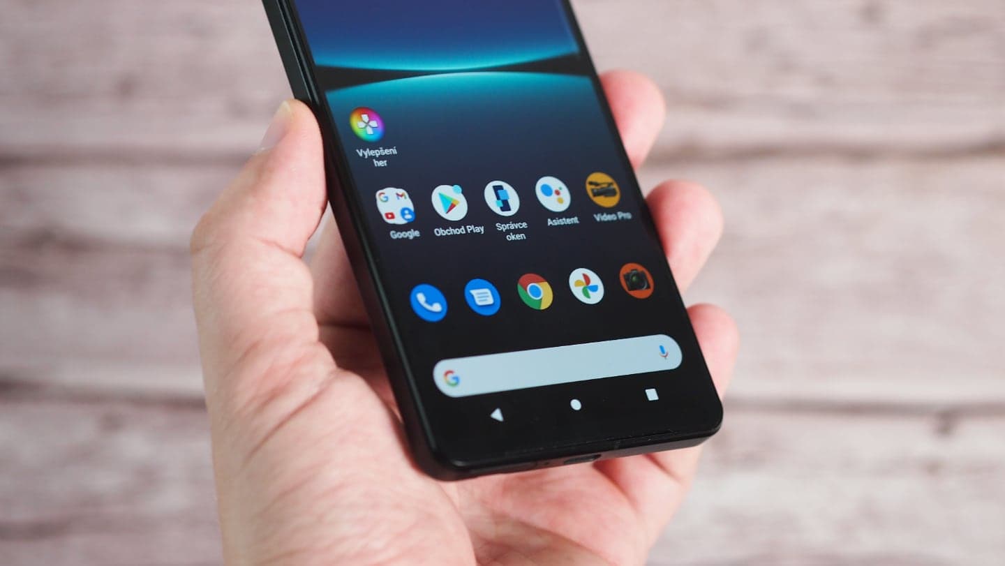 Sony Xperia 1 IV recenze