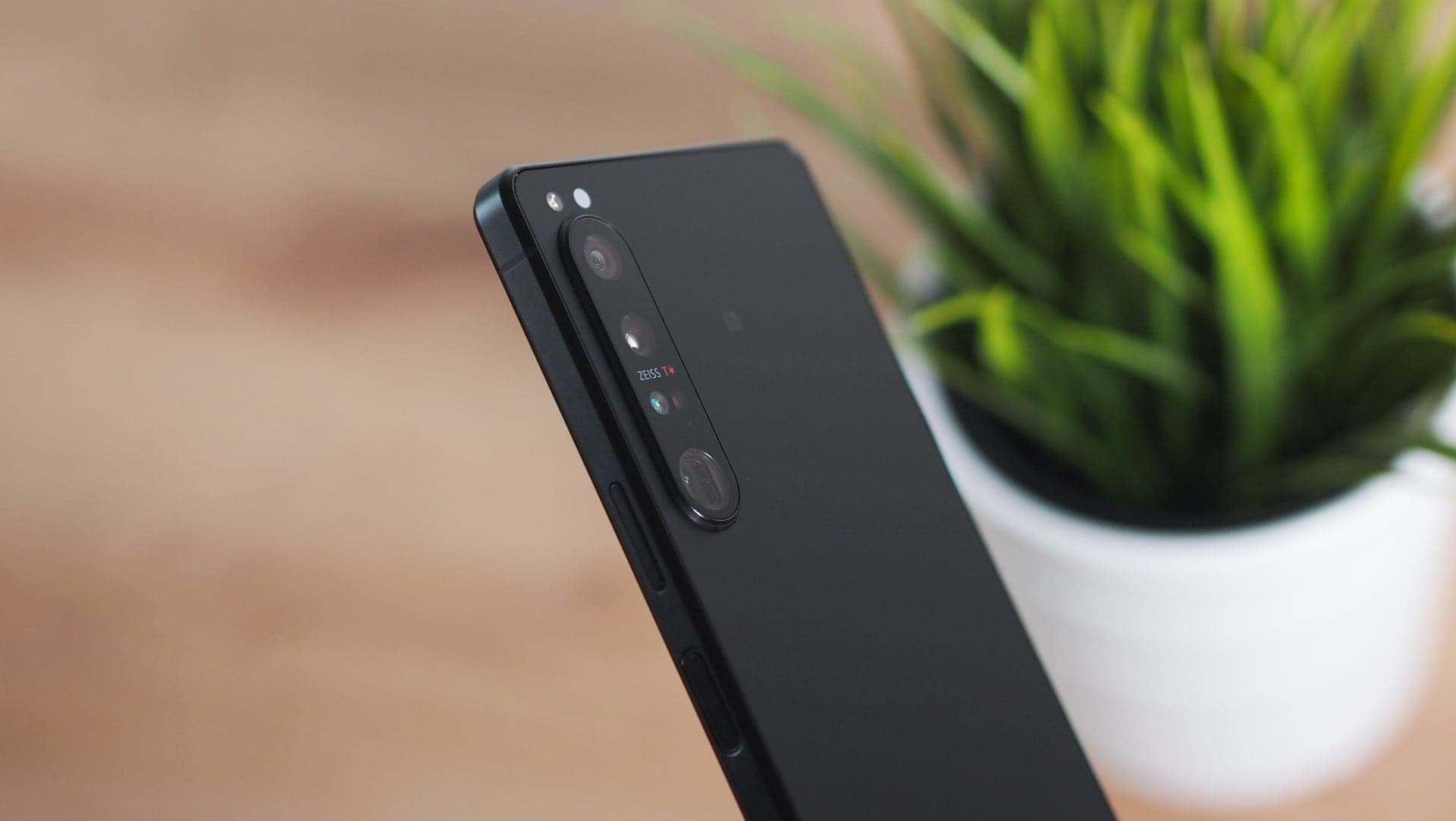Sony Xperia 1 IV recenze