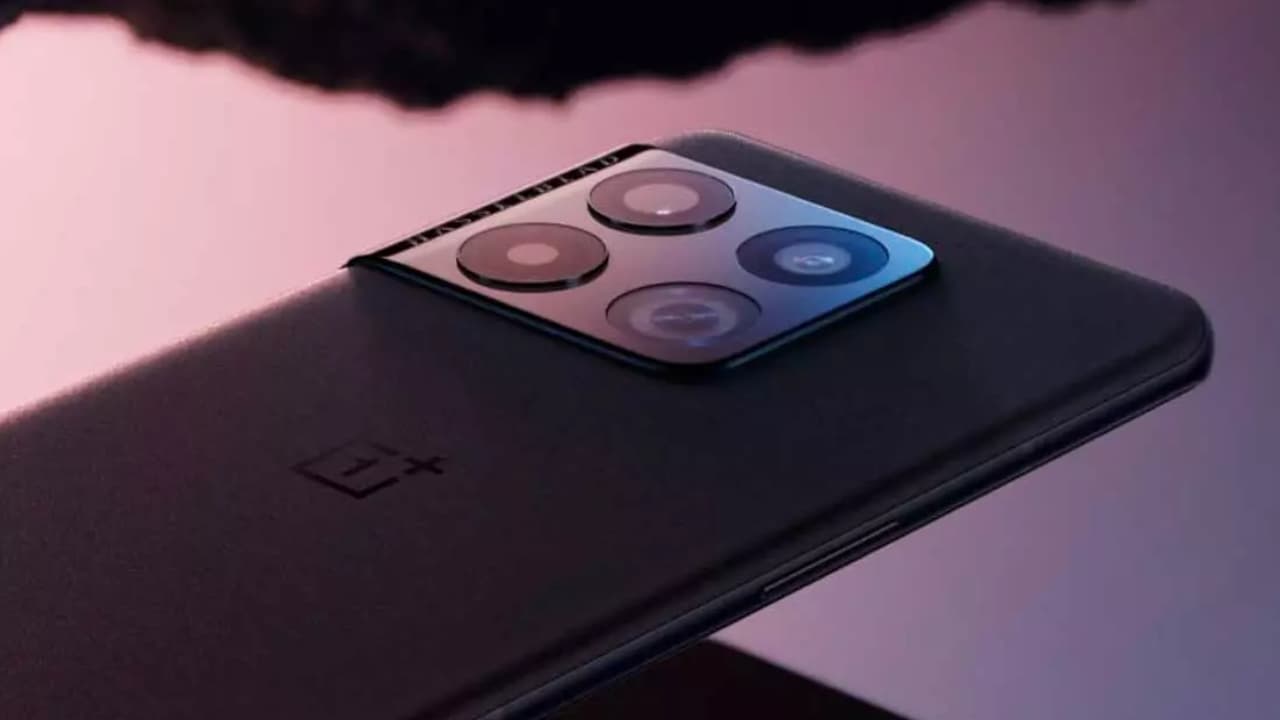 OnePlus chystá velkolepou show. Premiéra nové vlajky 10T bude před živým publikem