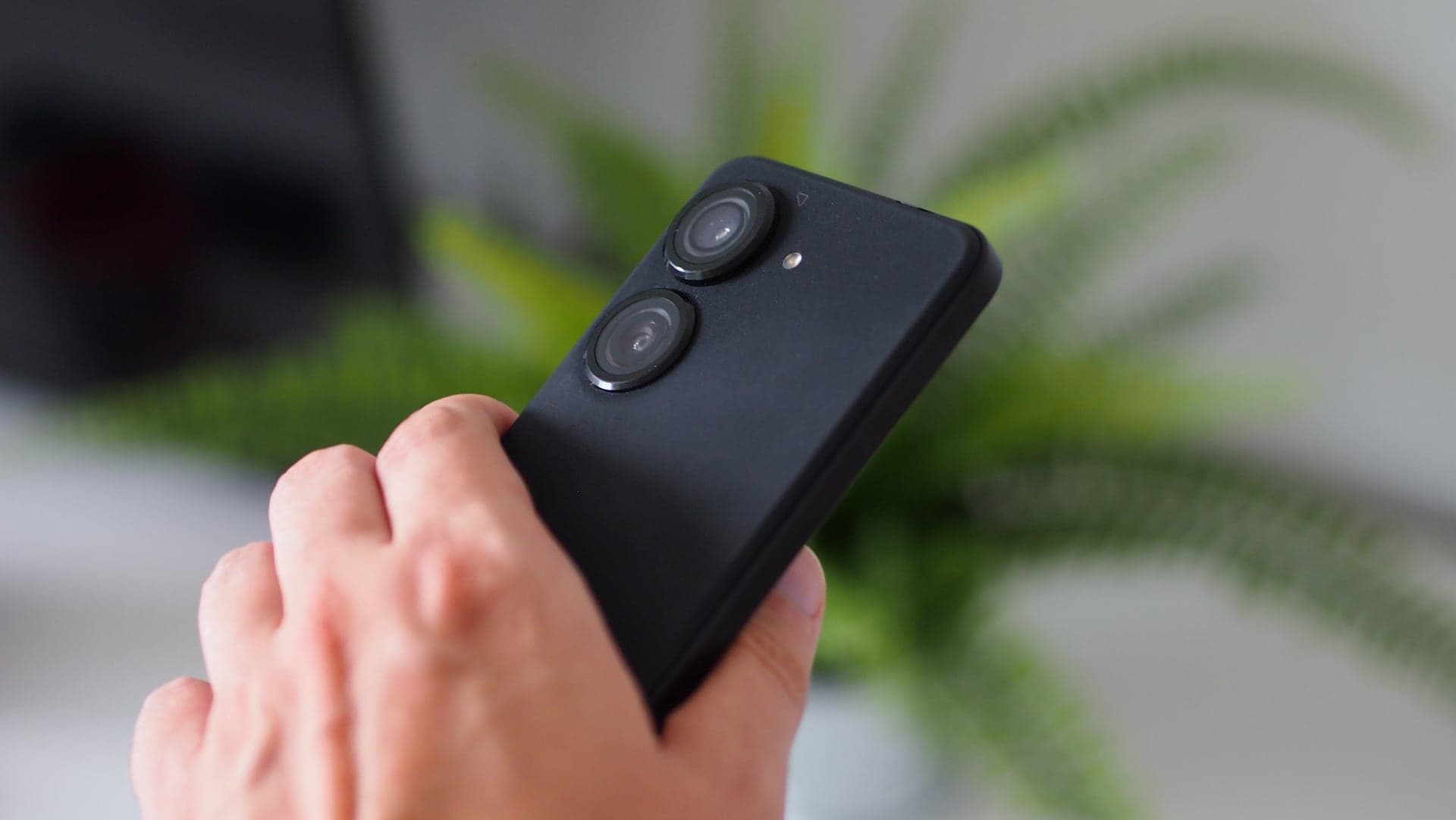 Asus Zenfone 9 recenze