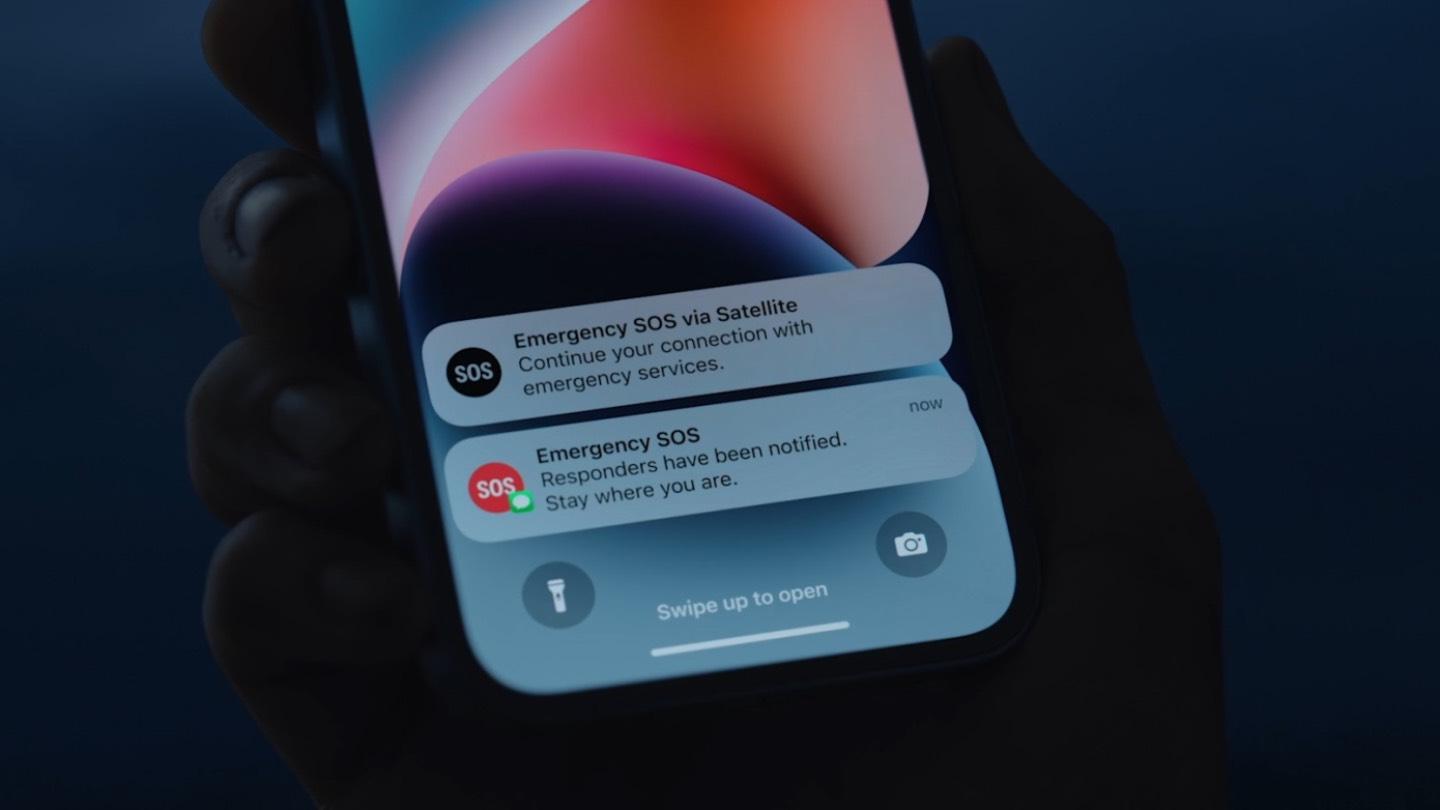 Apple iPhone 14, satelitní přivolání pomoci
