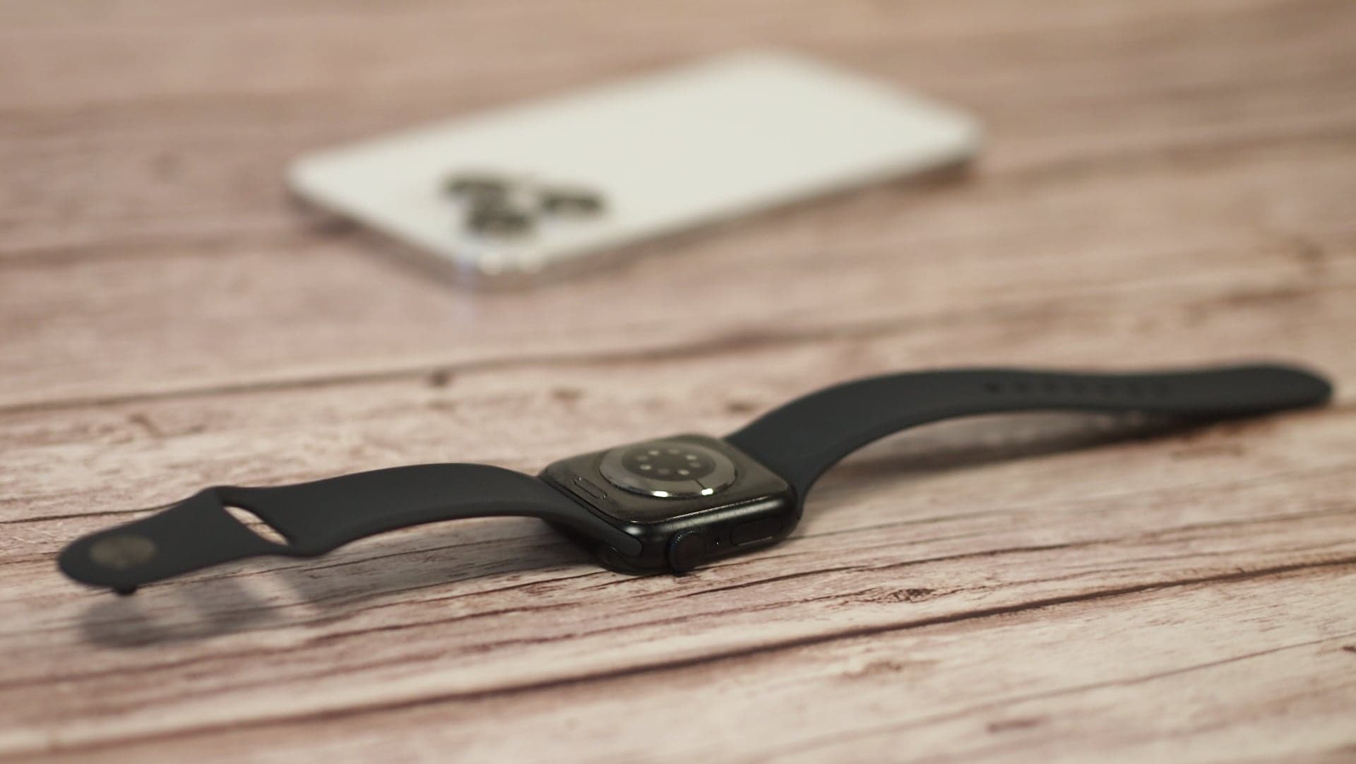 Apple Watch Series 8 recenze