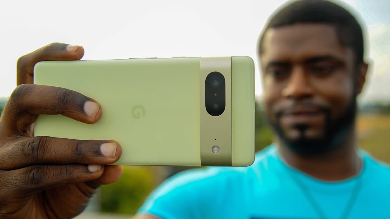 Pokoří i Pixel 7 Pro? Google má v tichosti pracovat na nové vlajce