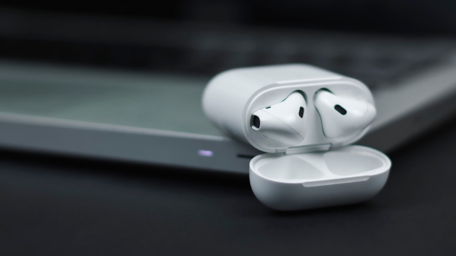 AirPods 2