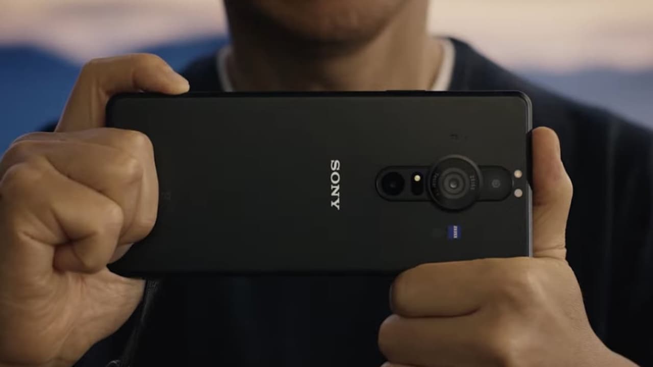 Sony posílá nový Android 13 na tyto vlajkové telefony. Máte jeden z nich?